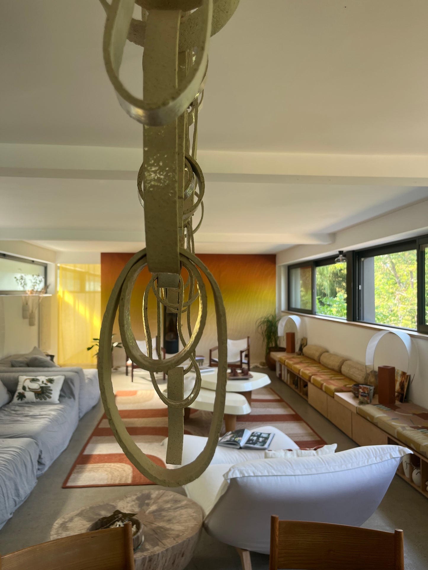 « J’habille la lumière » Objet sculptural /Suspension - Ccéramique x Maison Makeba