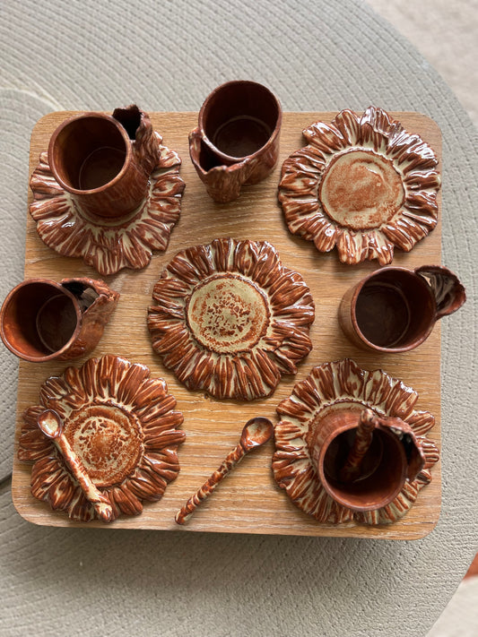 Service à café Tournesol-Ecorce d’arbre, Jordane Somville et Maison Makeba