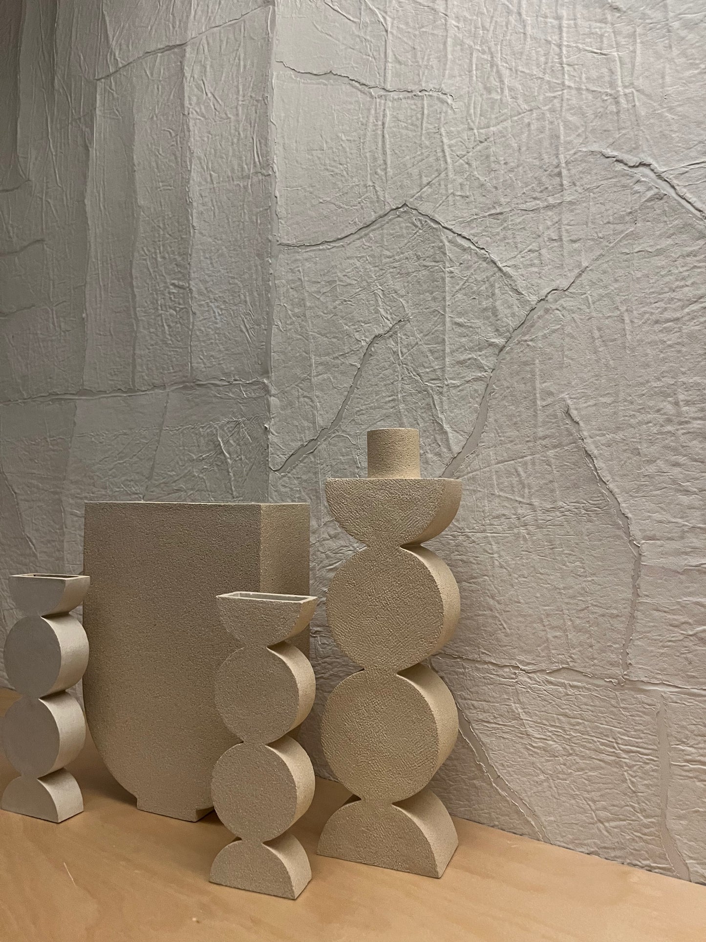 Céramiques Lucia. Vase U. Fait main. Pièce unique.