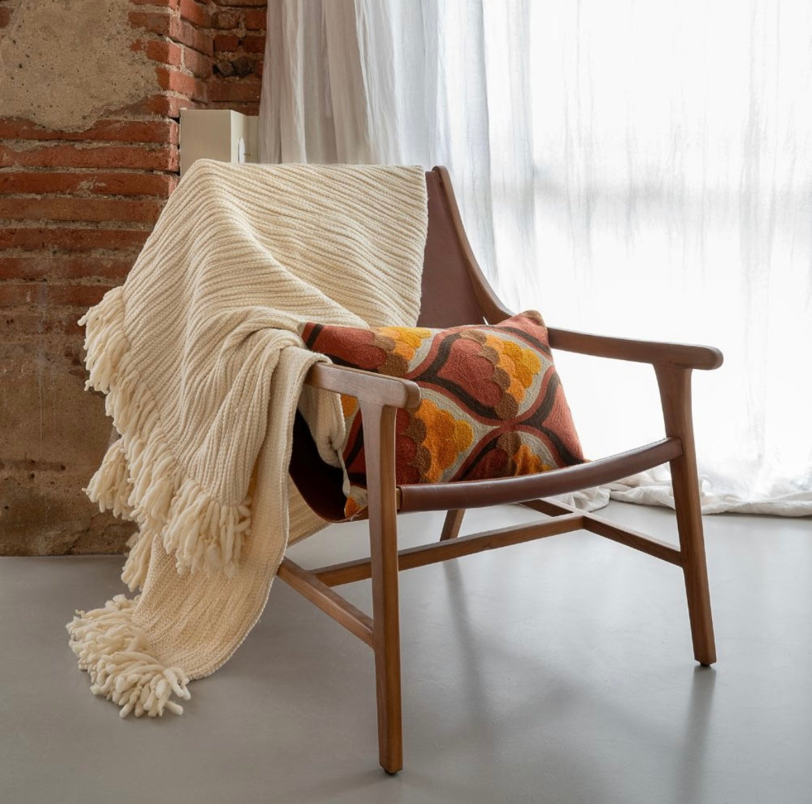 Plaid frangé en laine MURMURE - Bed and Philosophy