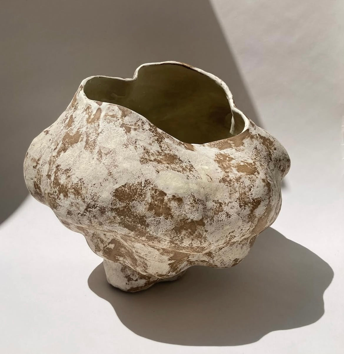 Cora - Vase - Sable