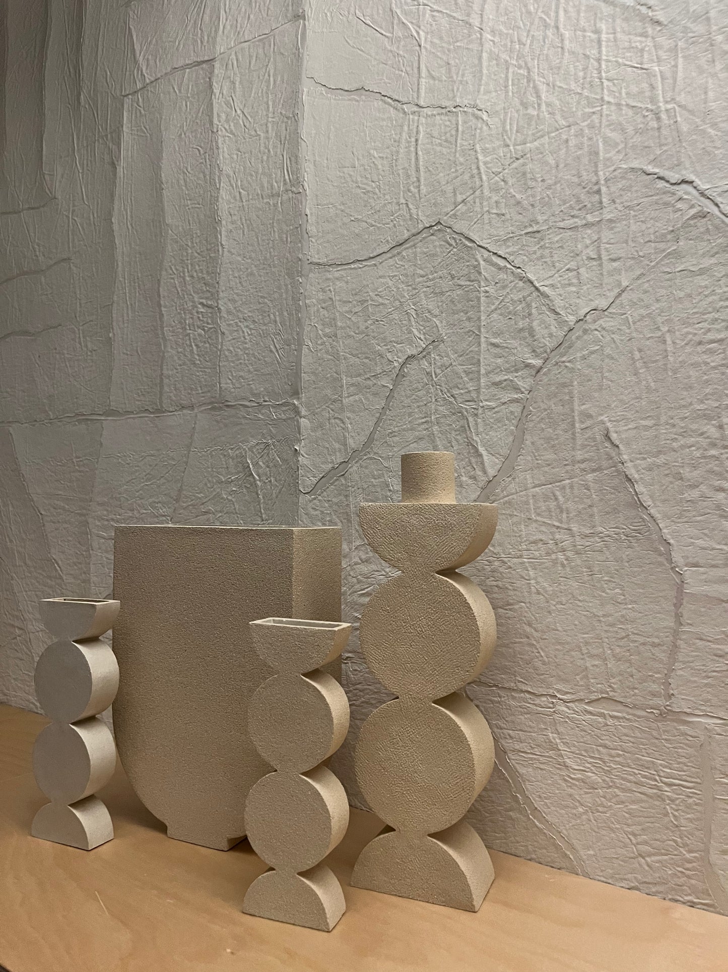 Céramiques Lucia. Vase U. Fait main. Pièce unique.