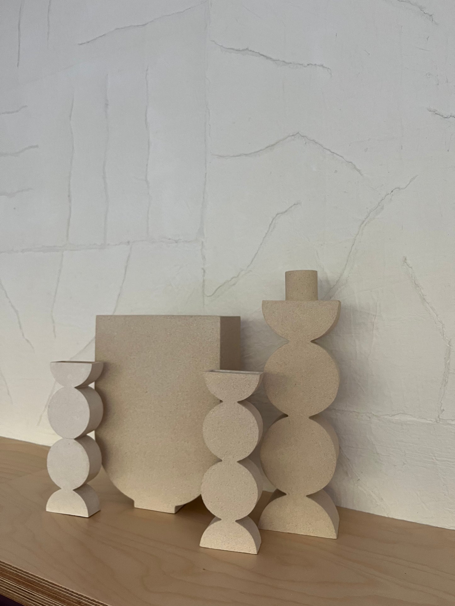 Céramiques Lucia. Vase U. Fait main. Pièce unique.