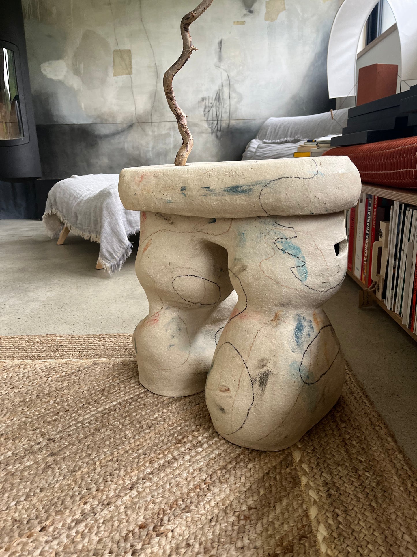 Tabouret vase-jarre avec son capuchon plateau - Collab Maison Makeba x MR Céramique