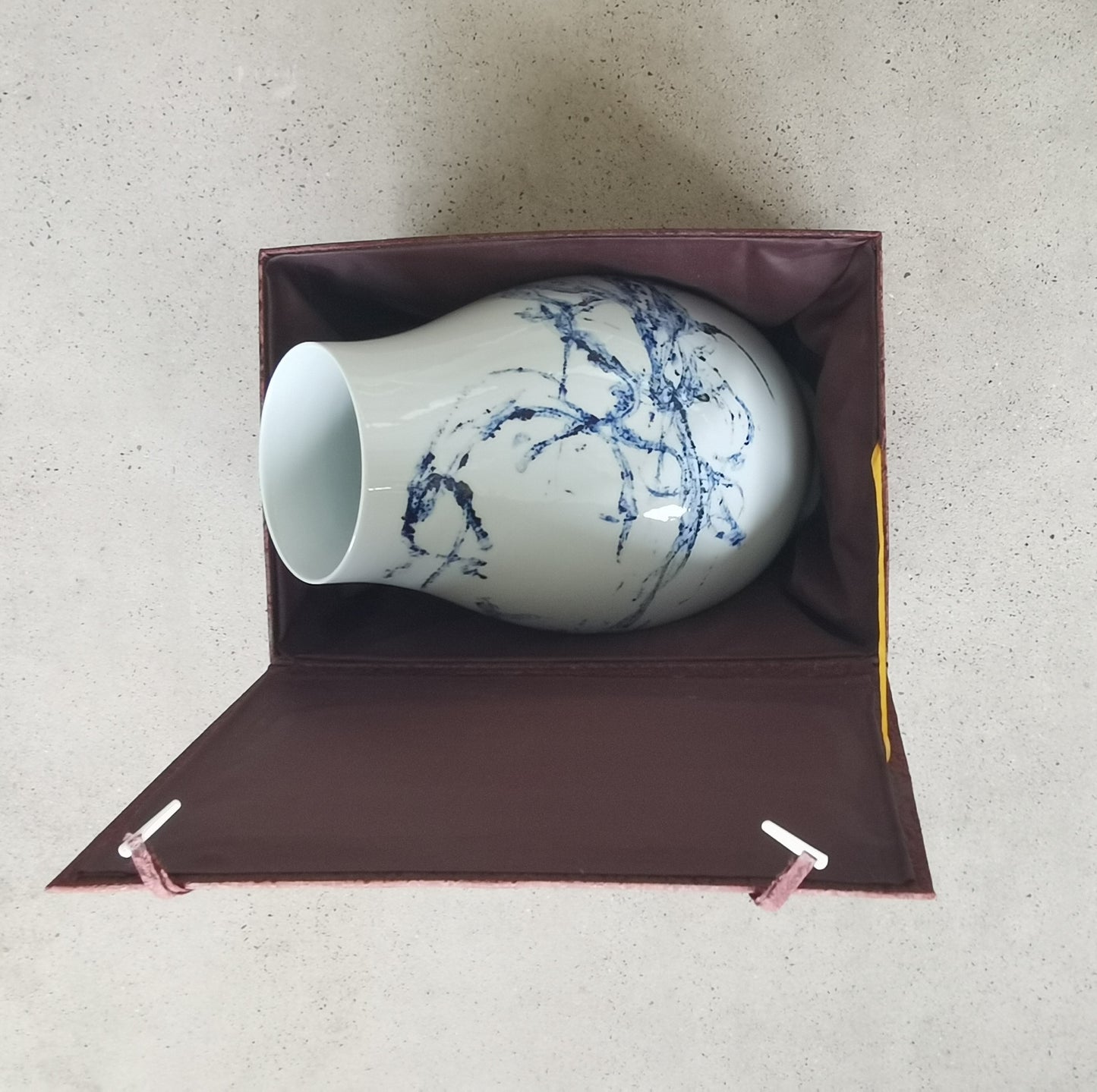 Made by them Vase07