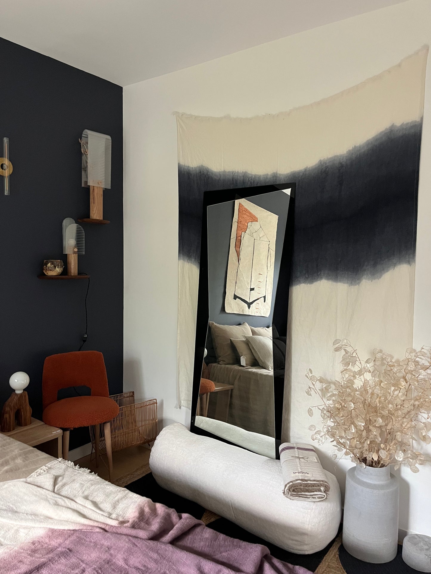 Nappe Charlot Bed and Philosophy