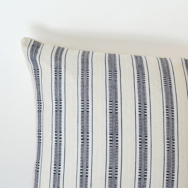 Coussins Atelier Bacodji en différents formats