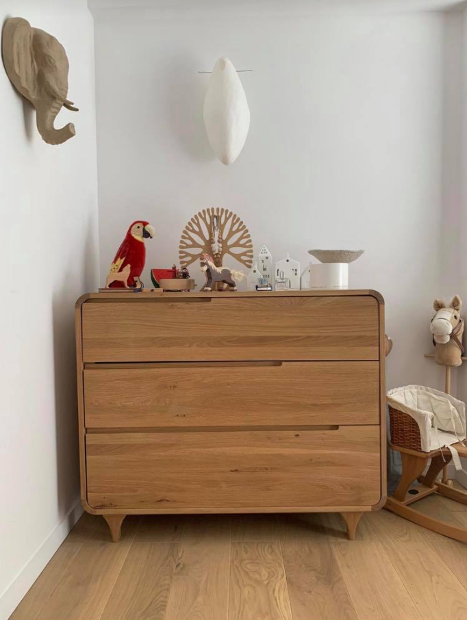 Meuble Bébé trois tiroirs et sa table à langer création Maison Makeba