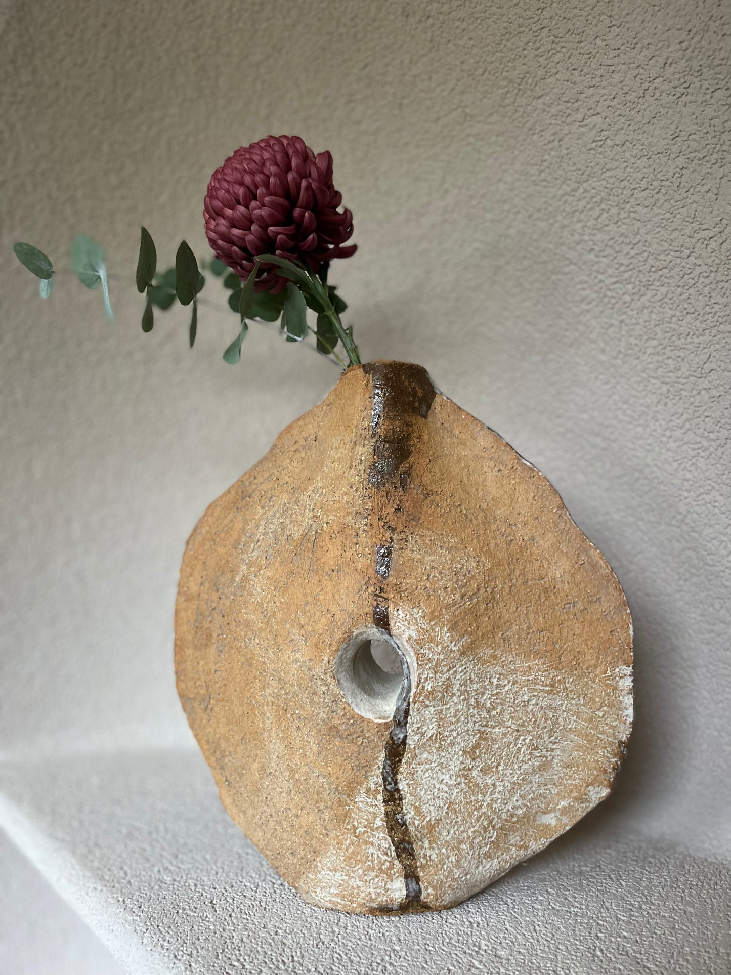 Vase avec son secret au centre Céramique Thais