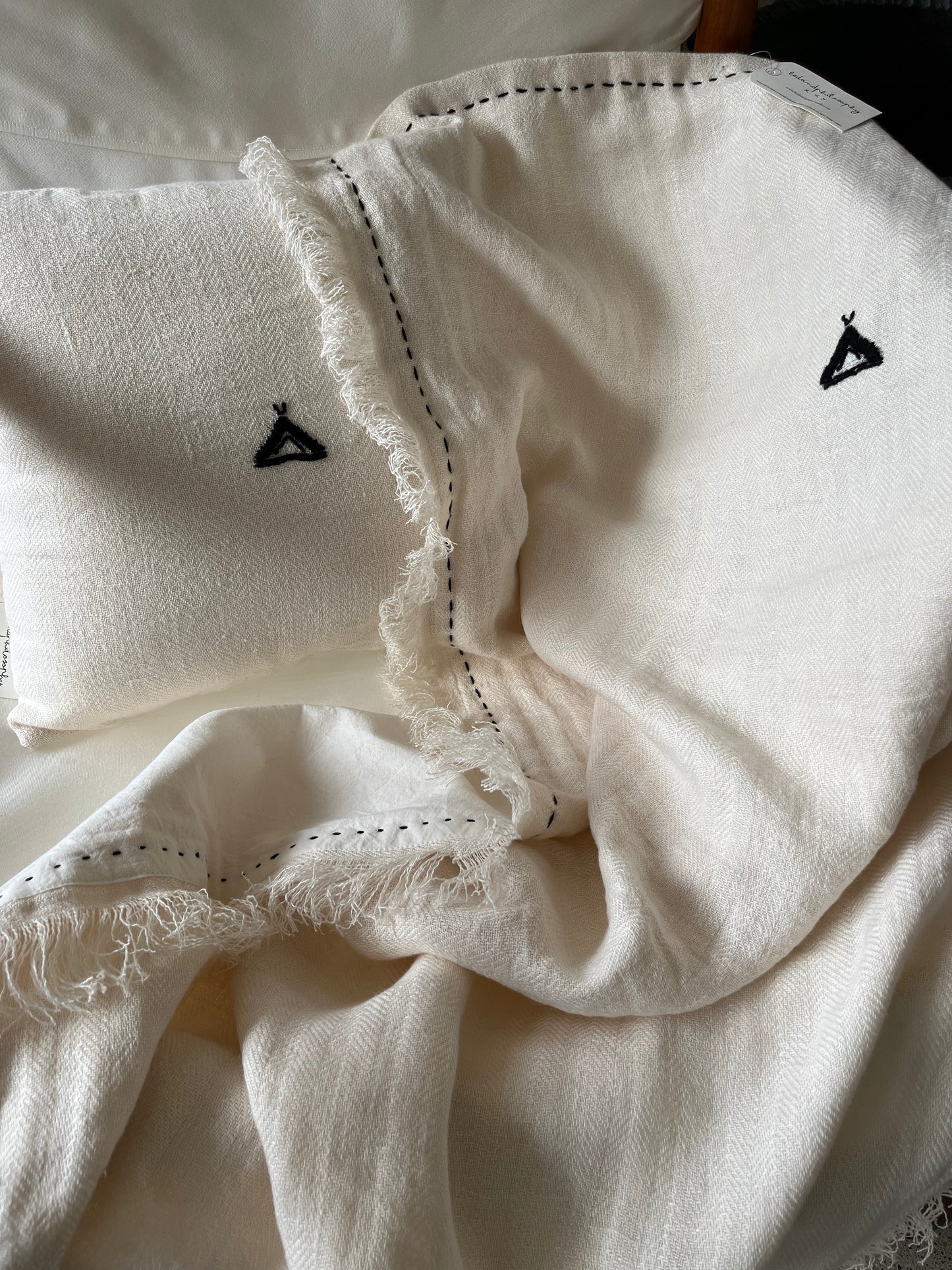 Cadeaux naissance/baptême Plaid bébé bamby craie amérindien