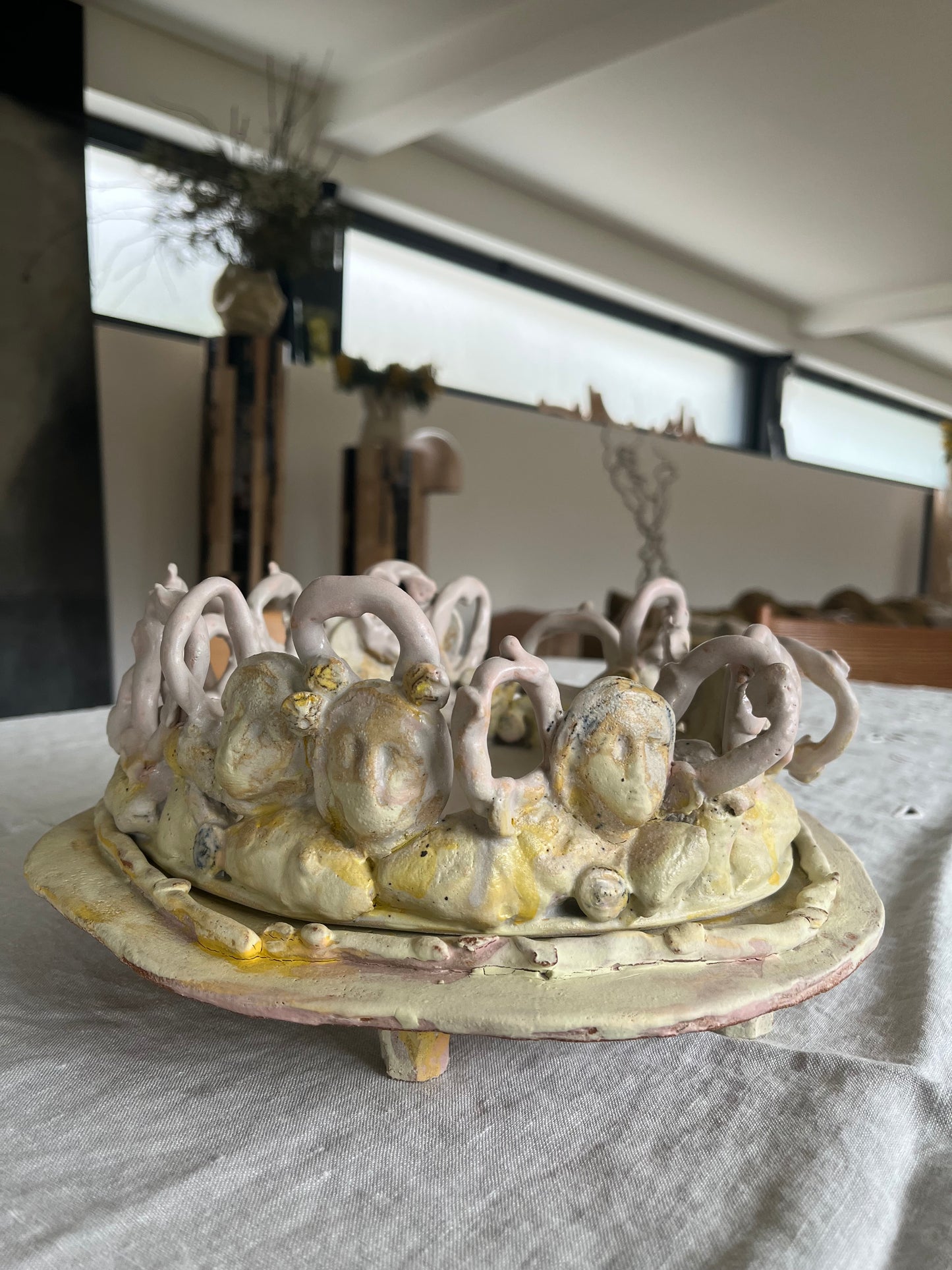 Socle Plat Visages - Anne Saltel