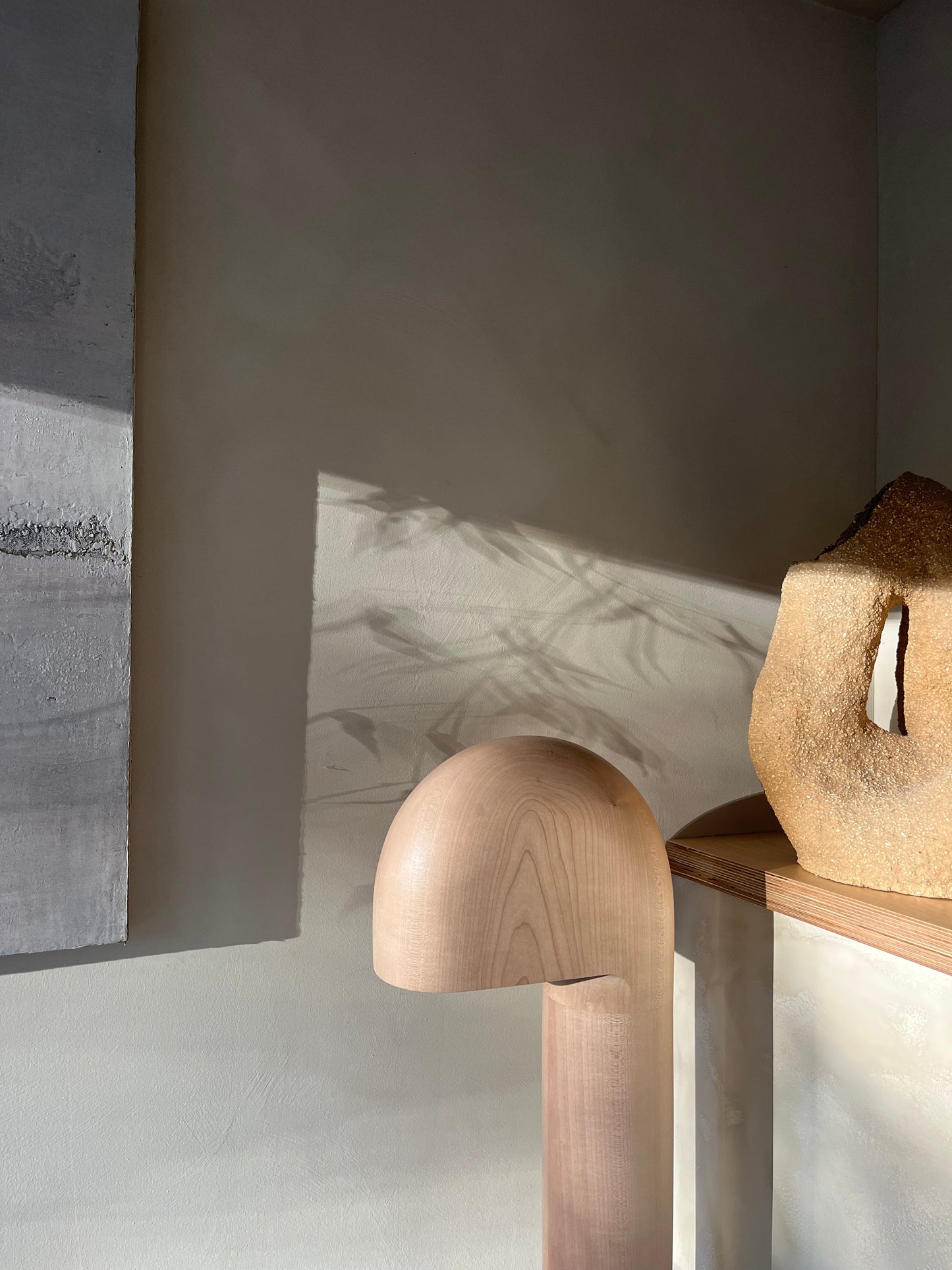 Lampadaire en bois d'érable Studio Cabane