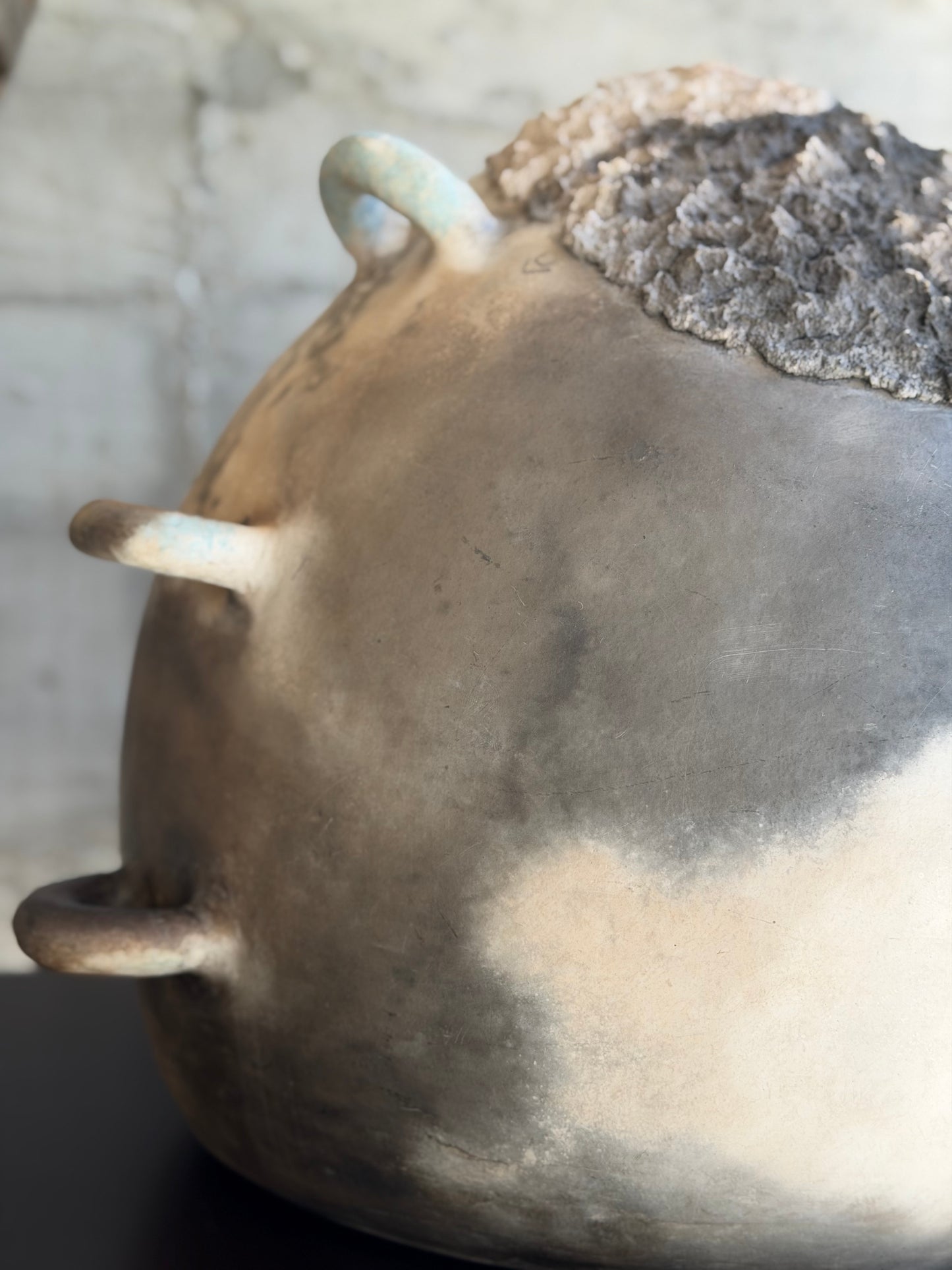 Hannah André - Amphore Enfumage 2 Primitive