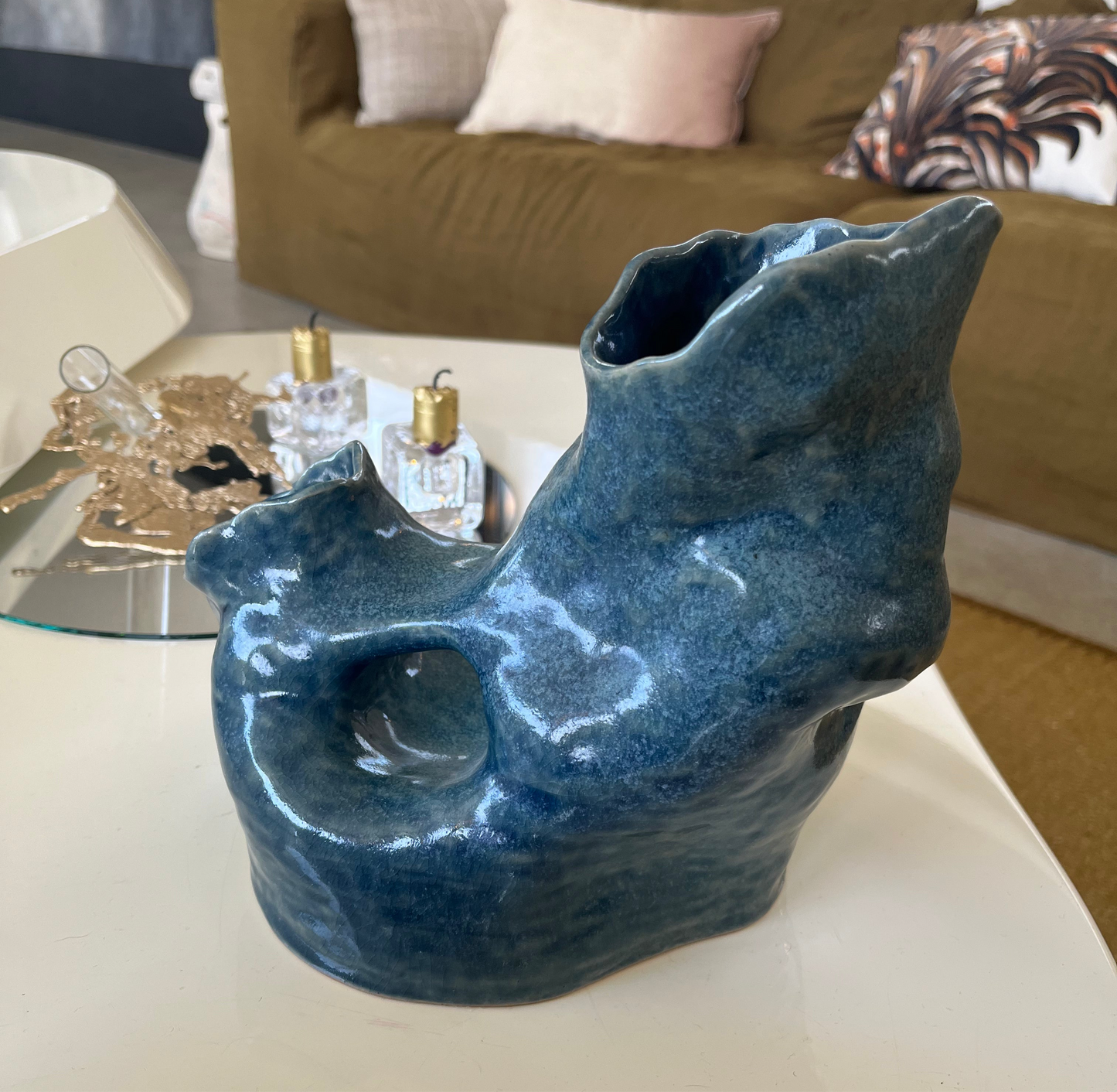 Vase corail bleu I, Cora