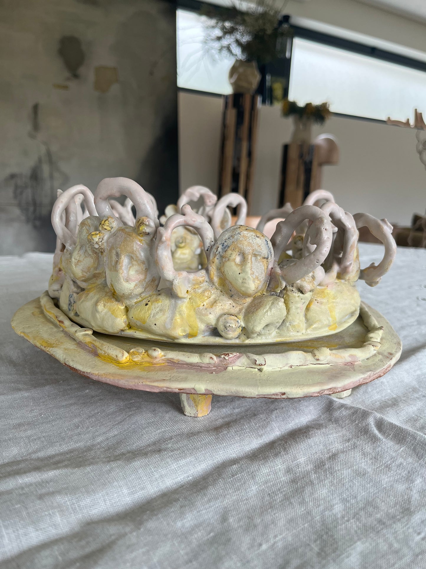 Socle Plat Visages - Anne Saltel