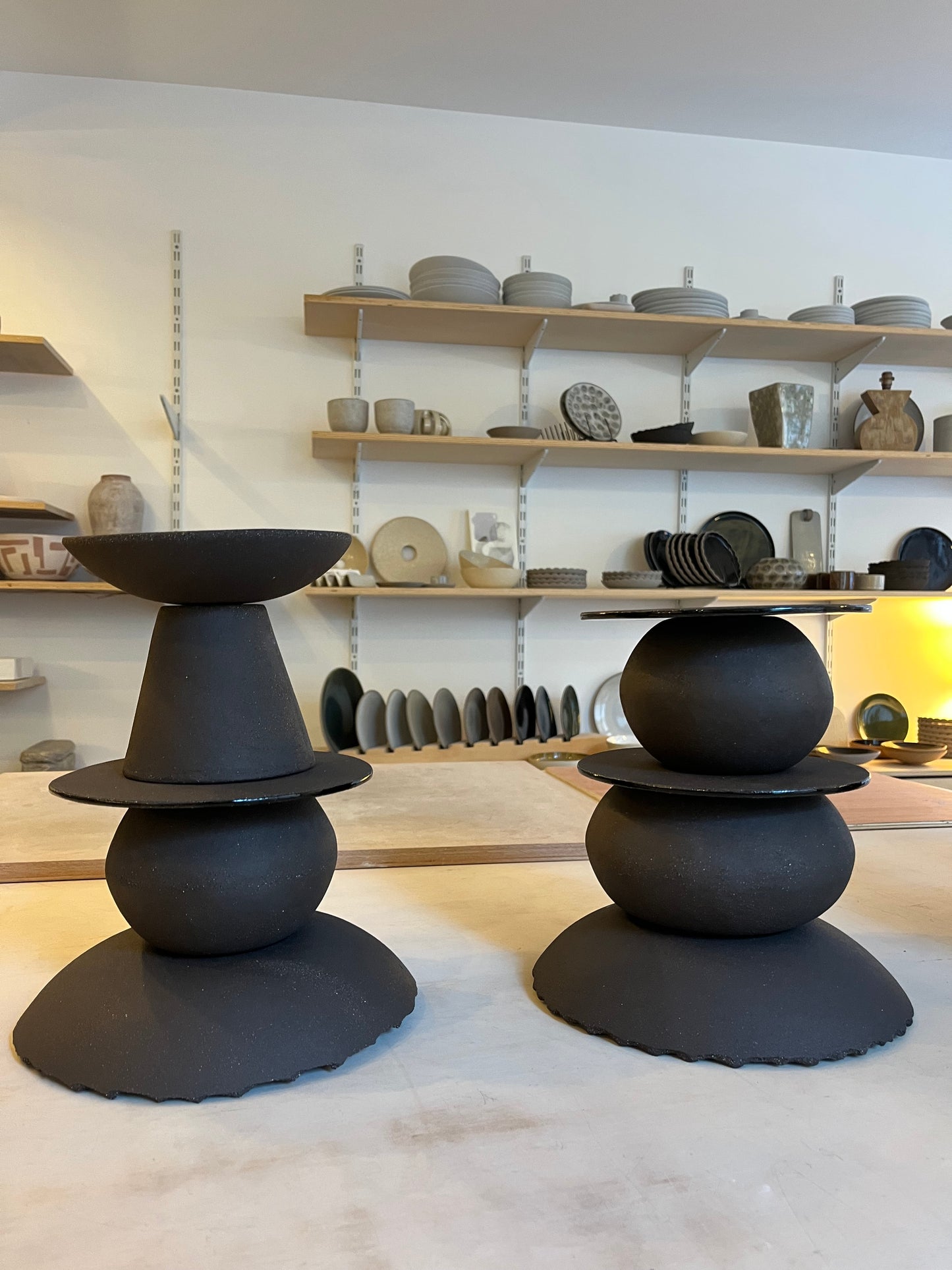 Maison Makeba Signature x CCÉRAMIQUE - Totem Sculptural/Luminaire/Suspensions