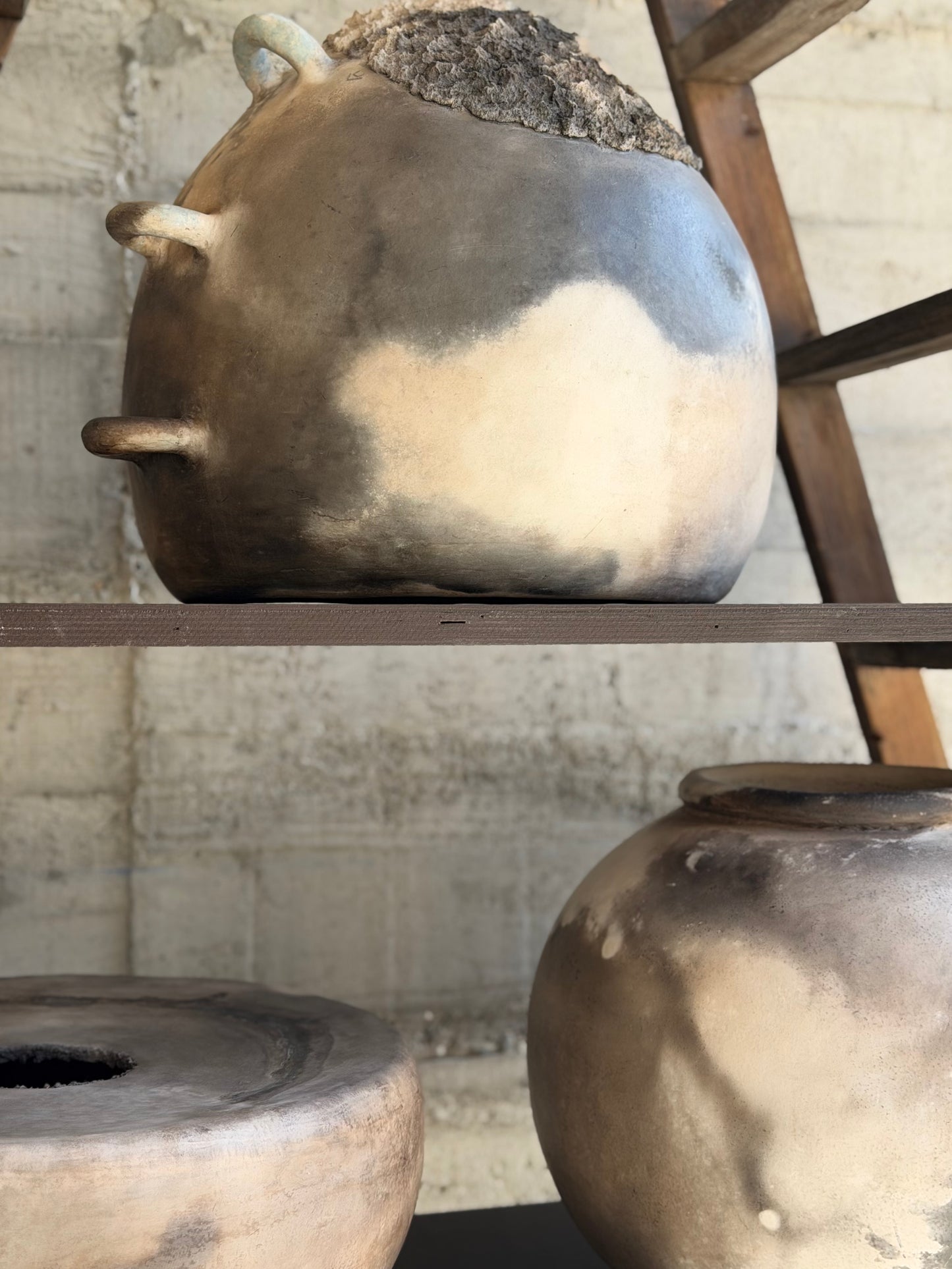 Hannah André - Amphore Enfumage 2 Primitive