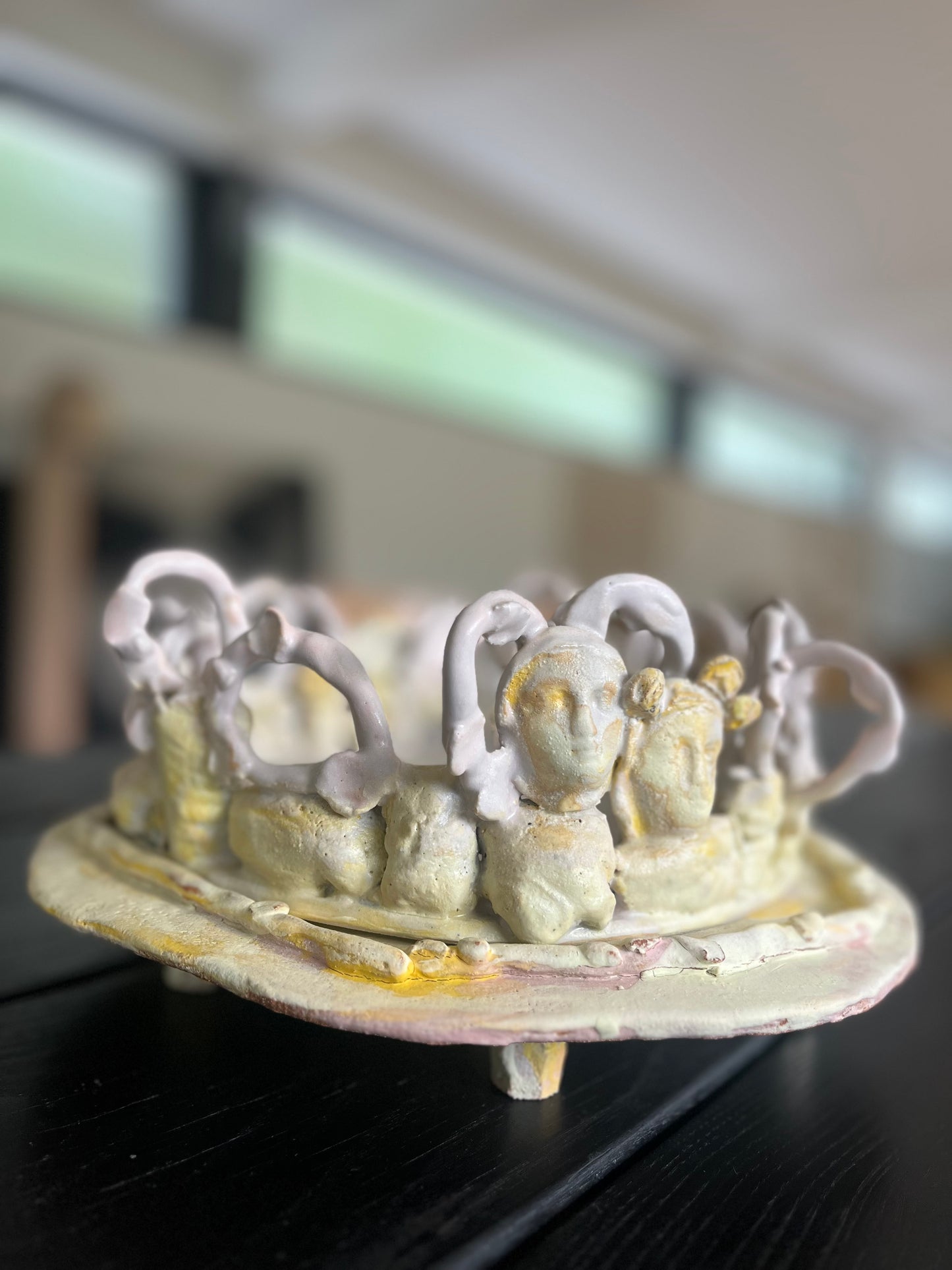 Socle Plat Visages - Anne Saltel