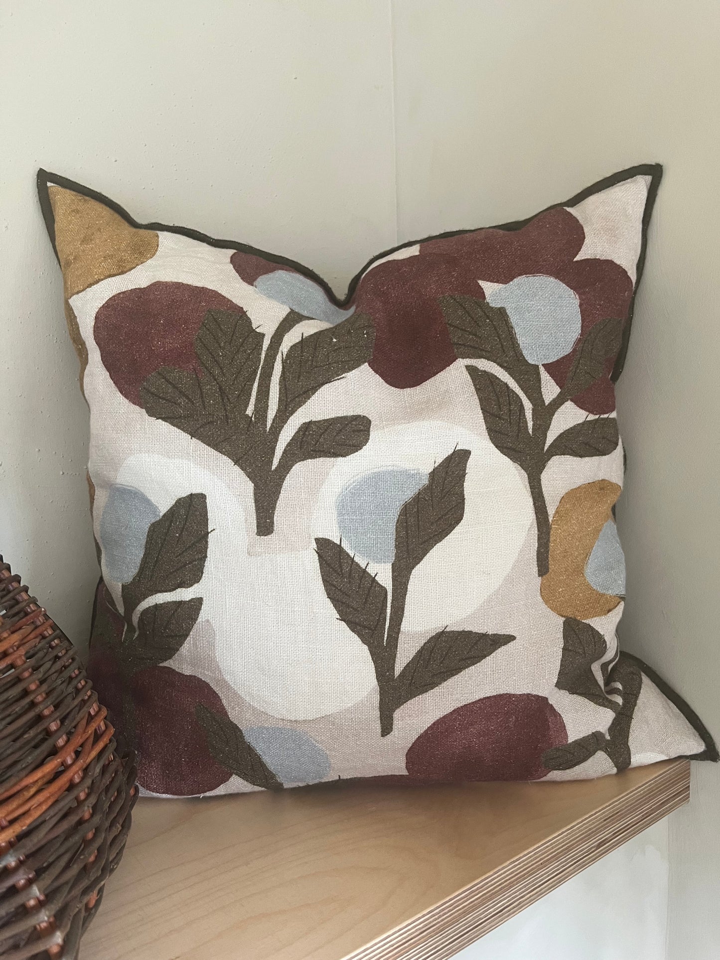Modèle d'expo. Housse de Coussin + Coussin DAFFODILS - Elitis