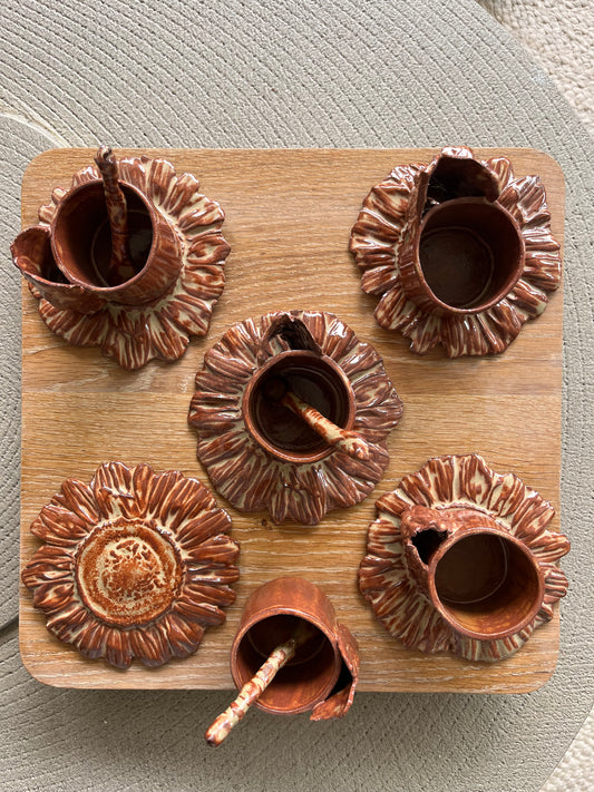 Service à café Tournesol-Ecorce d’arbre, Jordane Somville et Maison Makeba