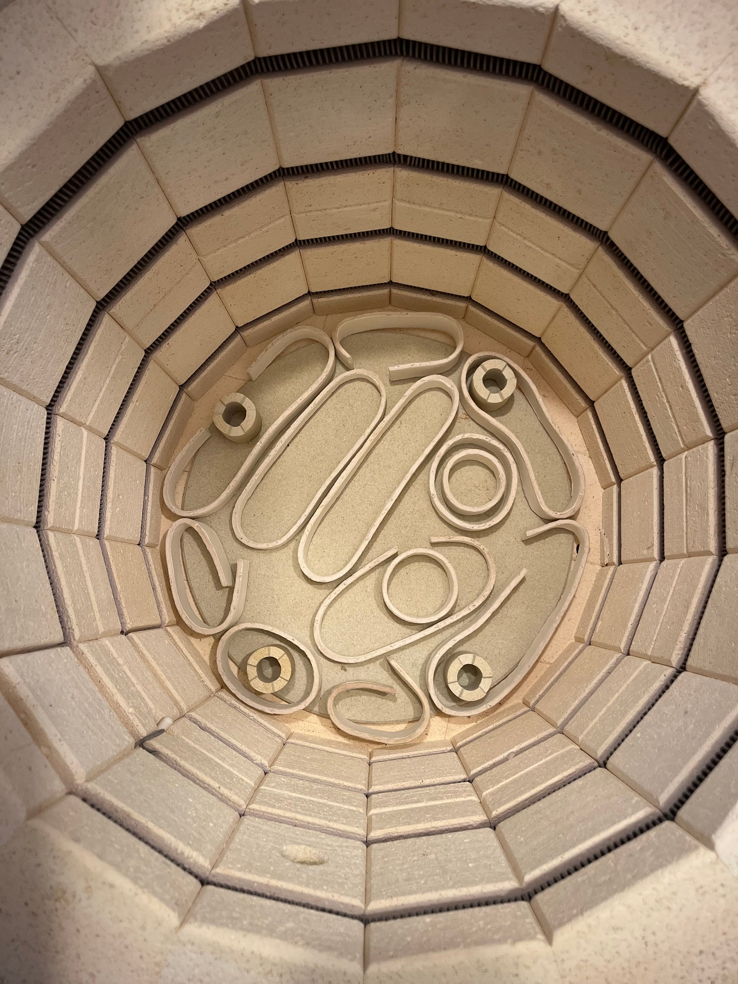 Maison Makeba Signature x CCÉRAMIQUE - Objet Sculptural/Suspension - J'Habille la Lumière