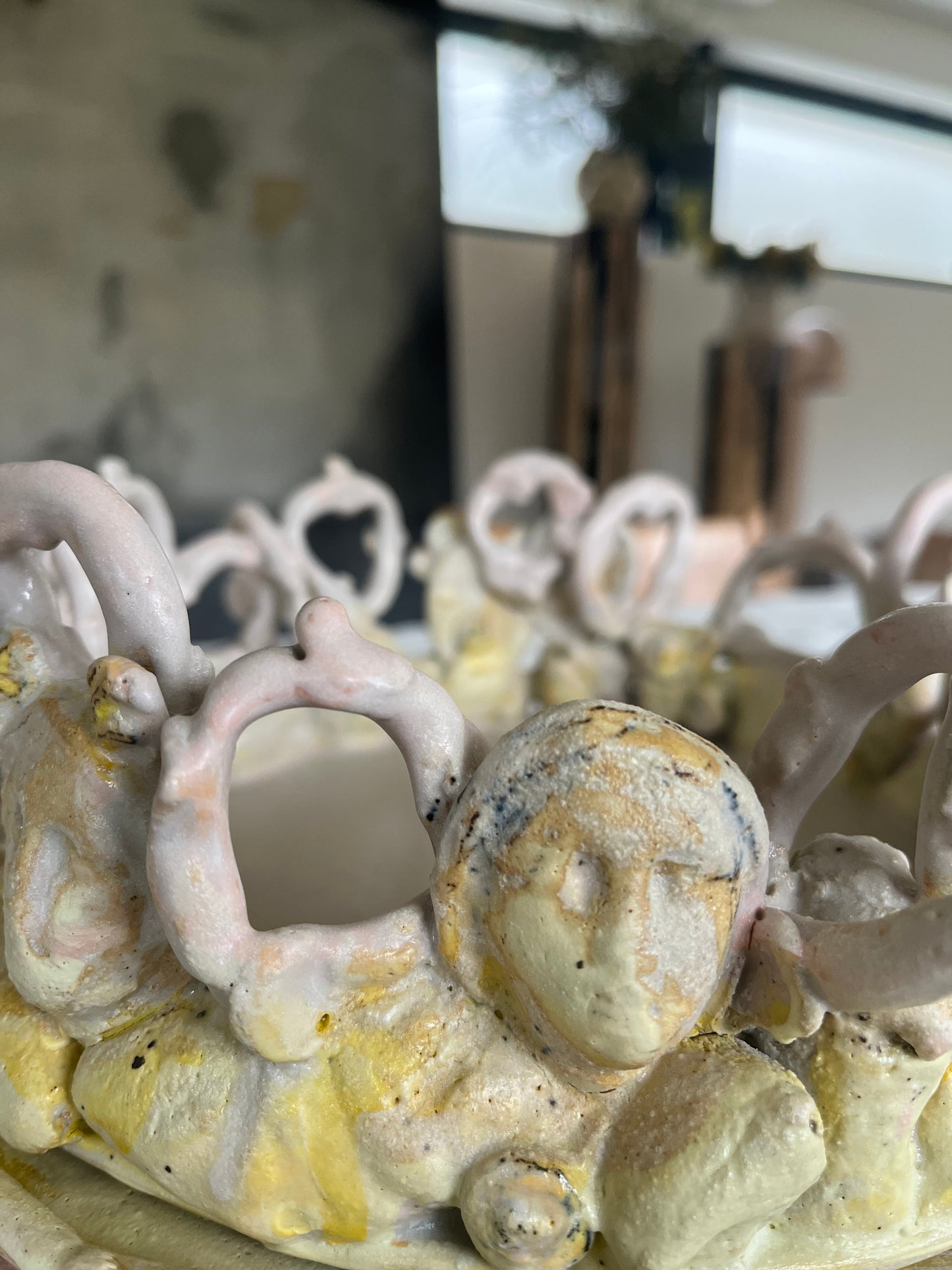 Socle Plat Visages - Anne Saltel