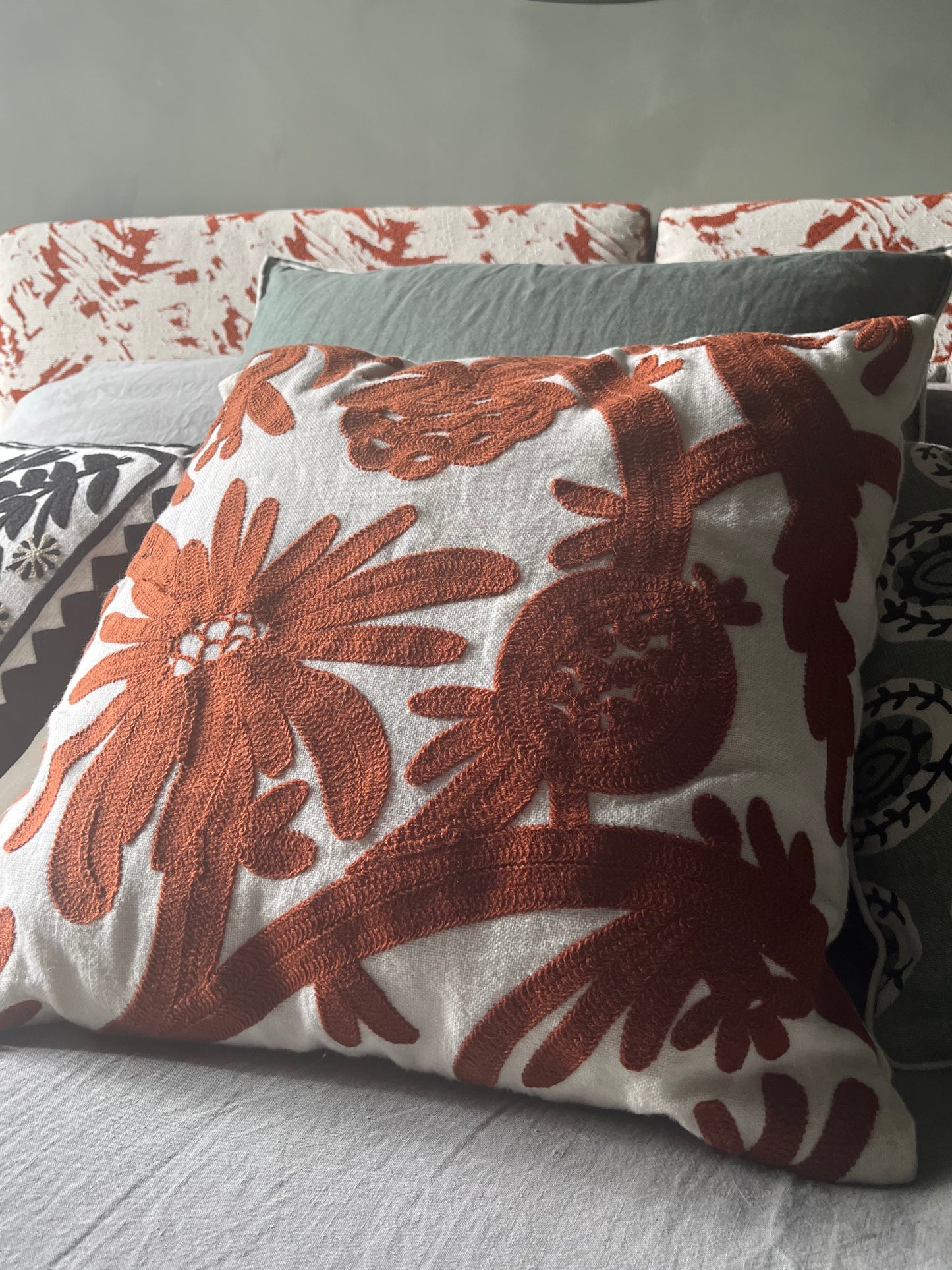 Modèle d'expo. Coussin PARADIS - Elitis