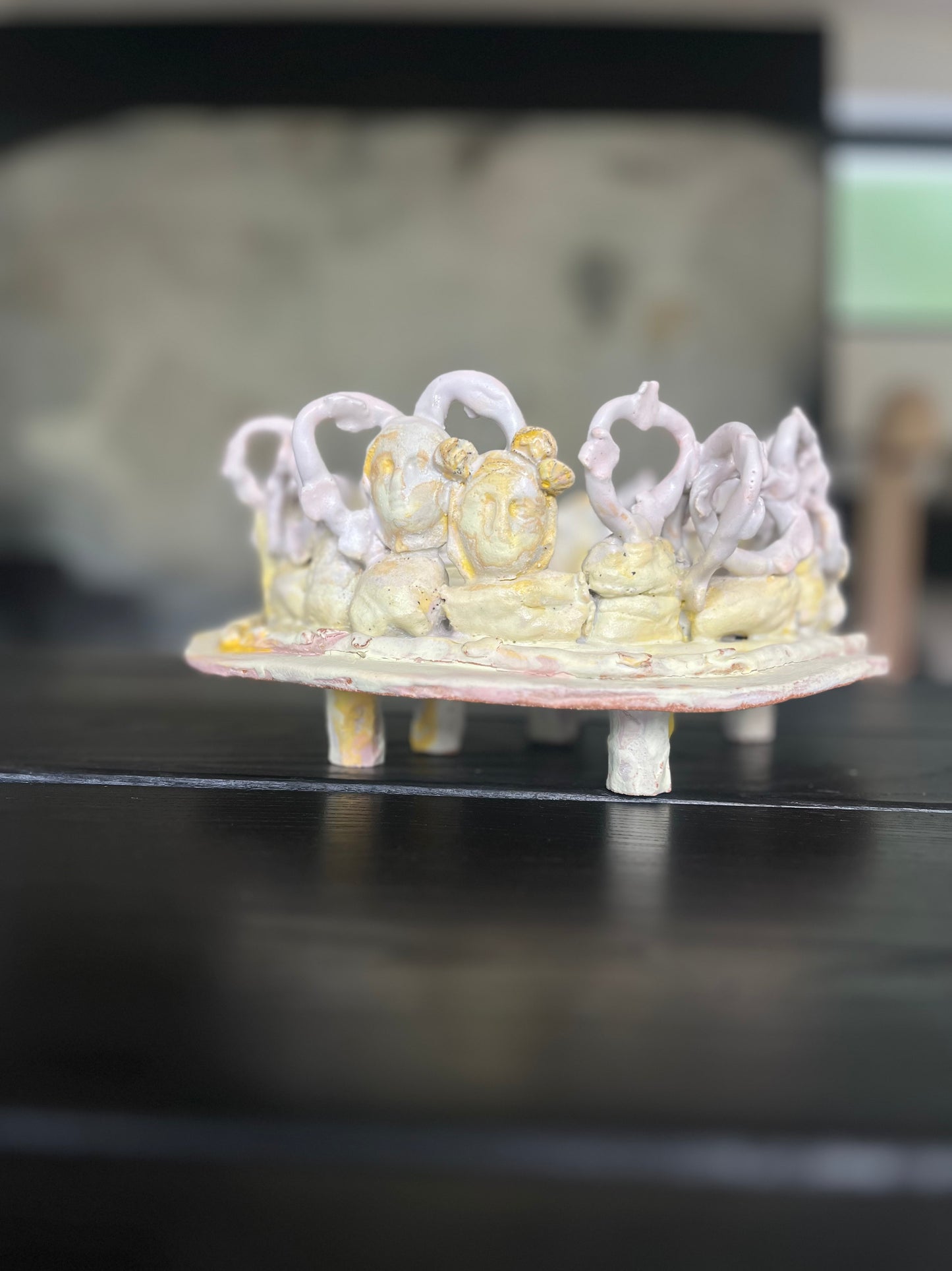 Socle Plat Visages - Anne Saltel