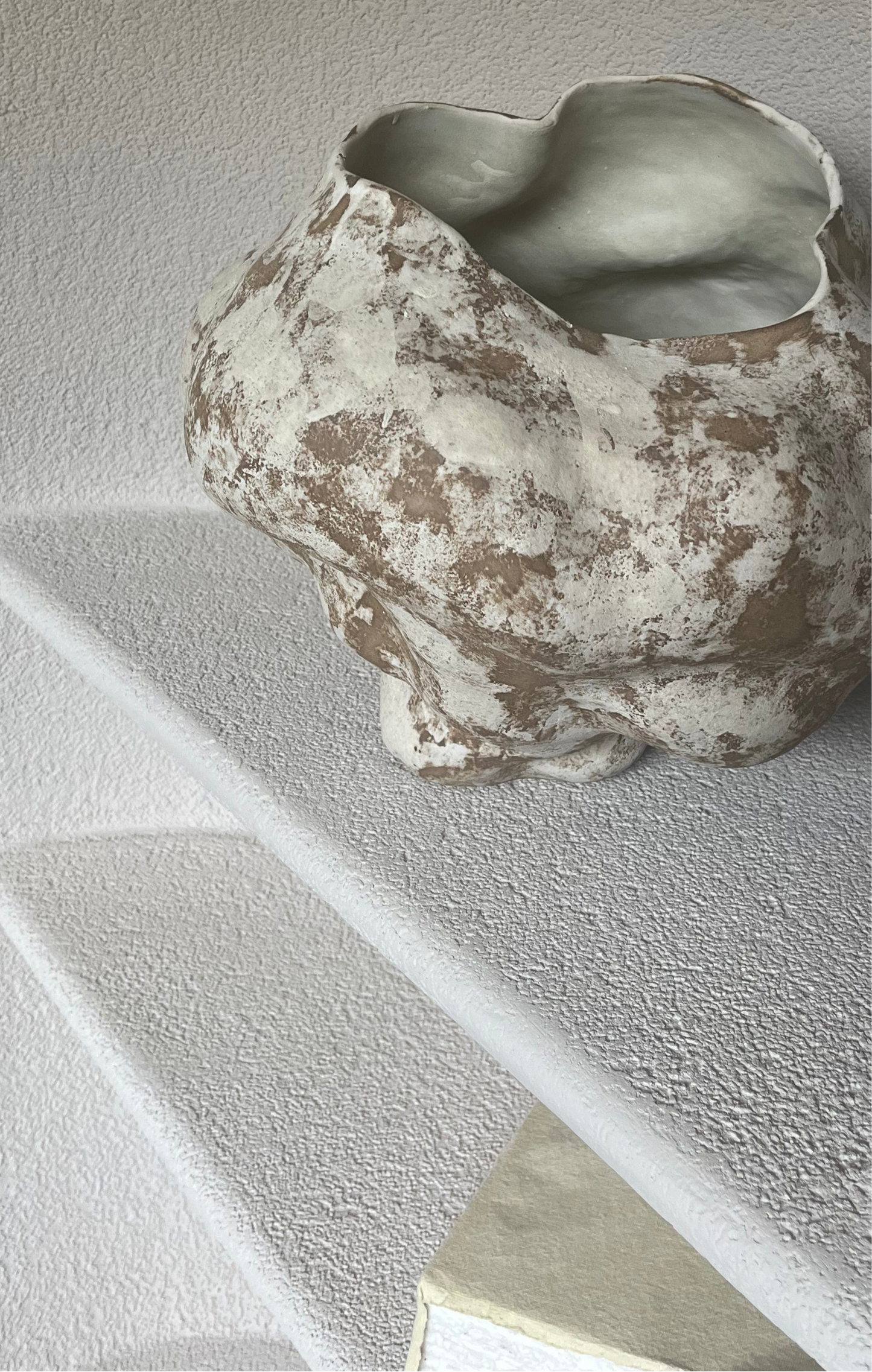 Cora - Vase - Sable
