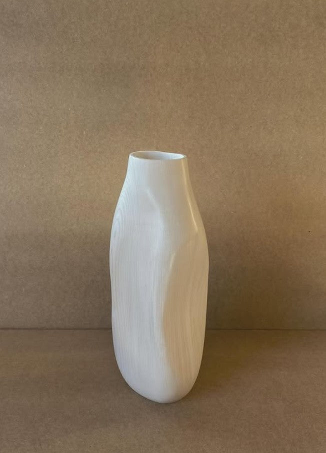 Vase en bois massif, Lorien Cau