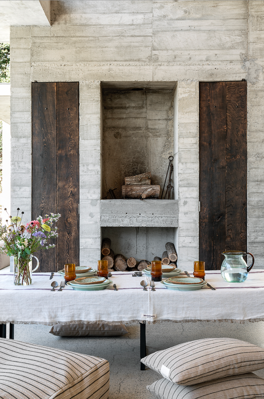 Nappe Charlot Bed and Philosophy