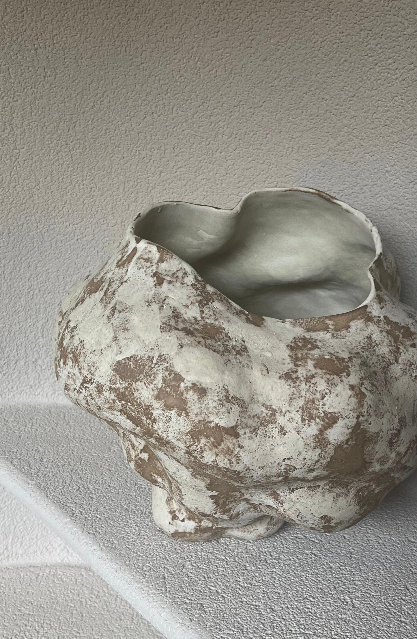 Cora - Vase - Sable