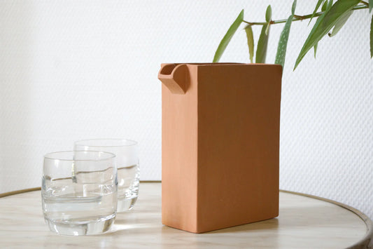 Emilie Cazin - Carafe - Wink