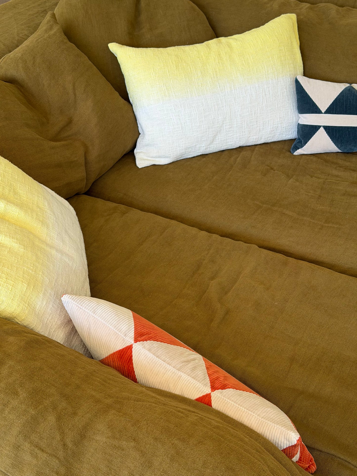 Coussins en patches velours MINOS - Elitis