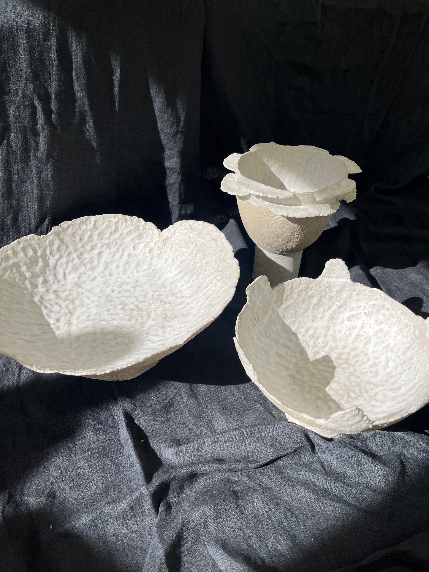 Anne Kurzberg - Ensemble - 3 Coupes en Grès Blanc