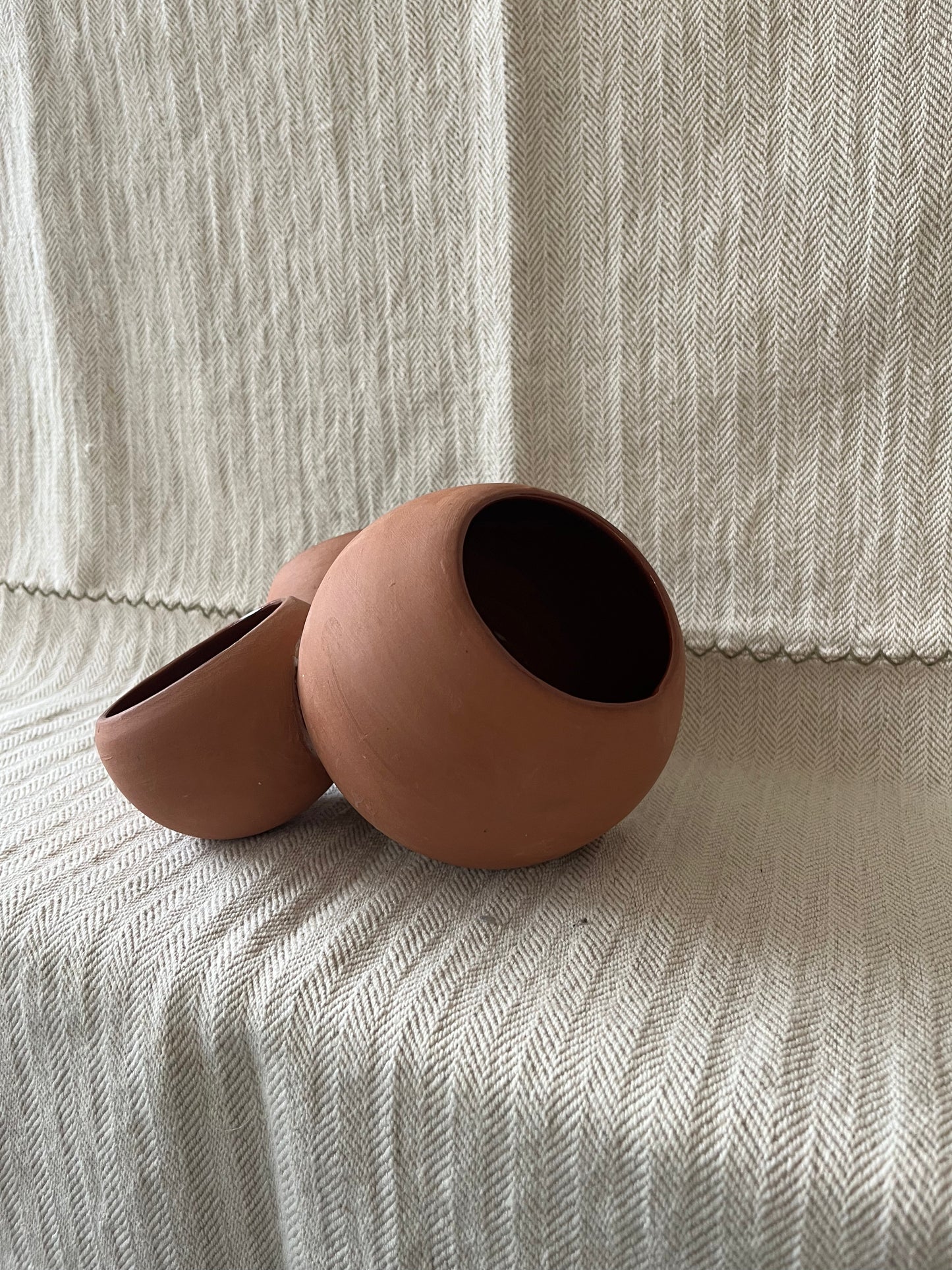 Hannah André - Vase - Tripode