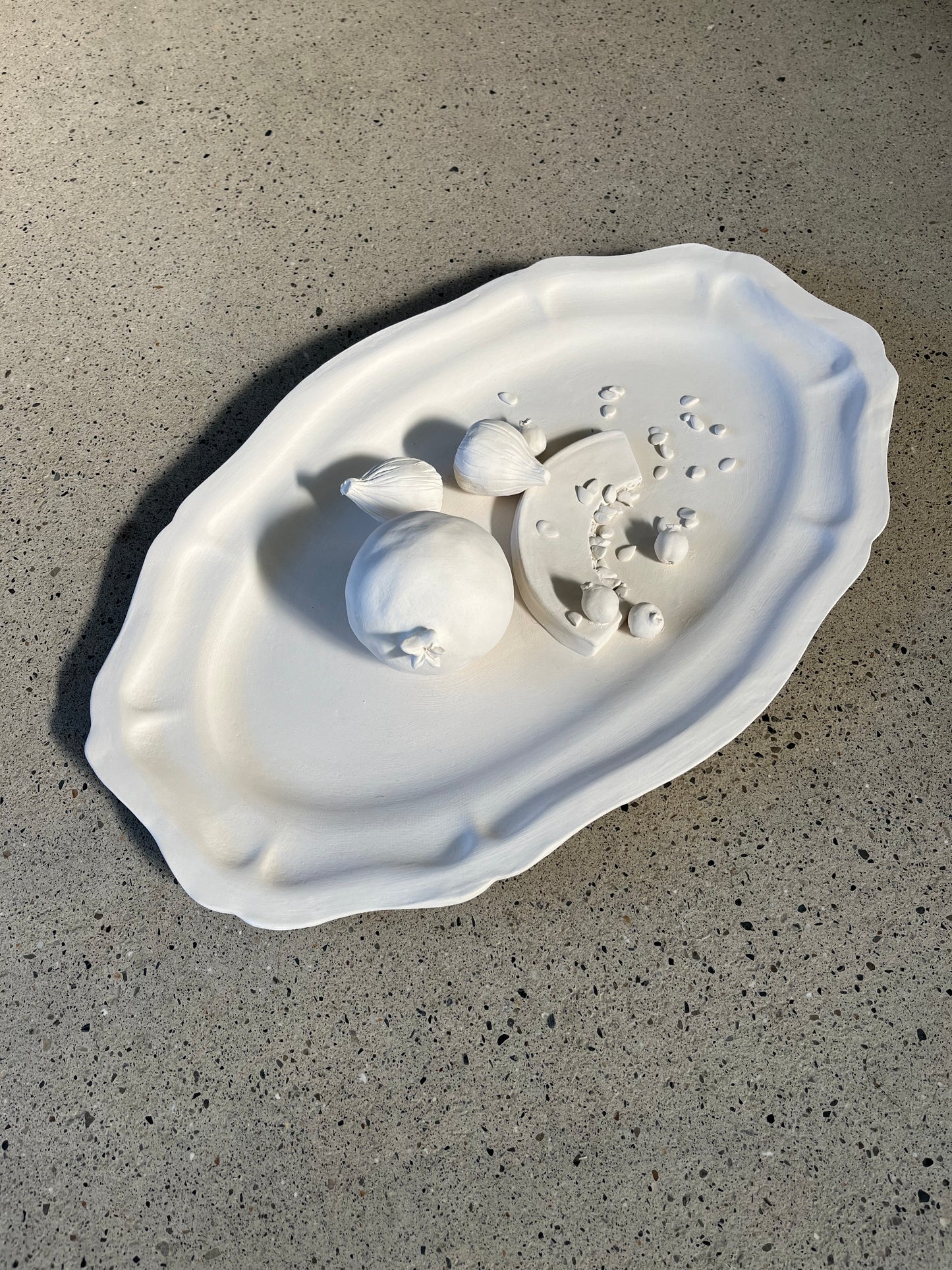 Maison Bonjour - Ensemble - 2 Plats & 1 Bougeoir en Porcelaine