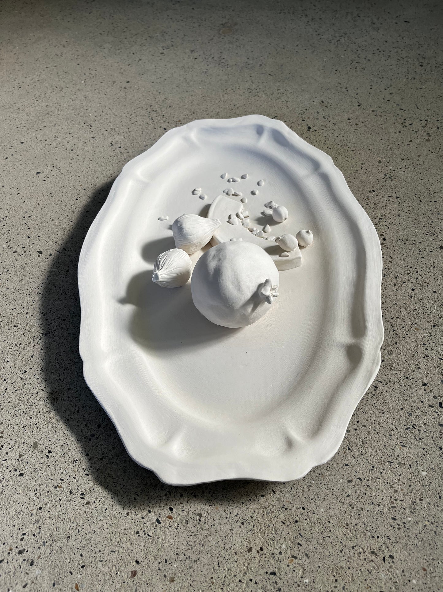 Maison Bonjour - Ensemble - 2 Plats & 1 Bougeoir en Porcelaine