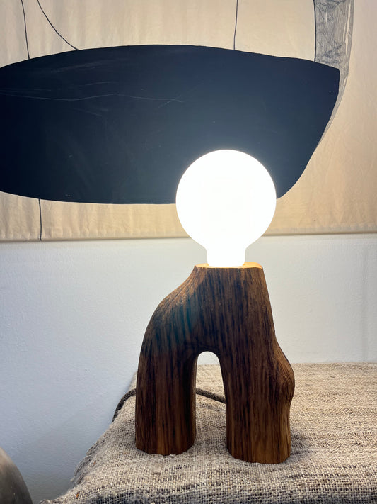 Lampe à poser Arche en chêne Jeremy Niquet