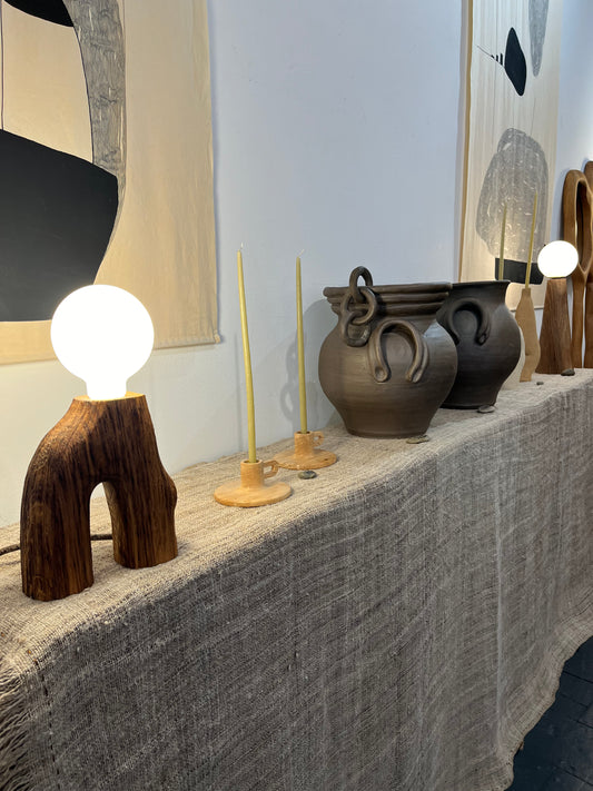 Lampe à poser Arche en chêne Jeremy Niquet