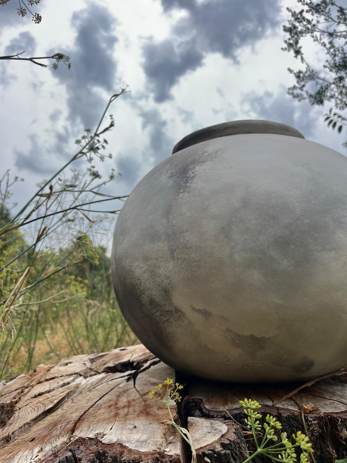 JARRE RONDE , Enfumage, Hannah André