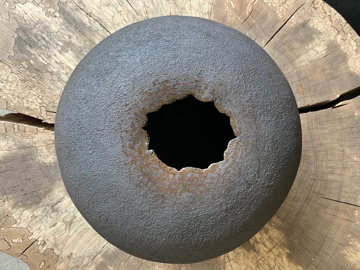 Michelle Torréa - Objet Sculptural - La Jarre au Nombril
