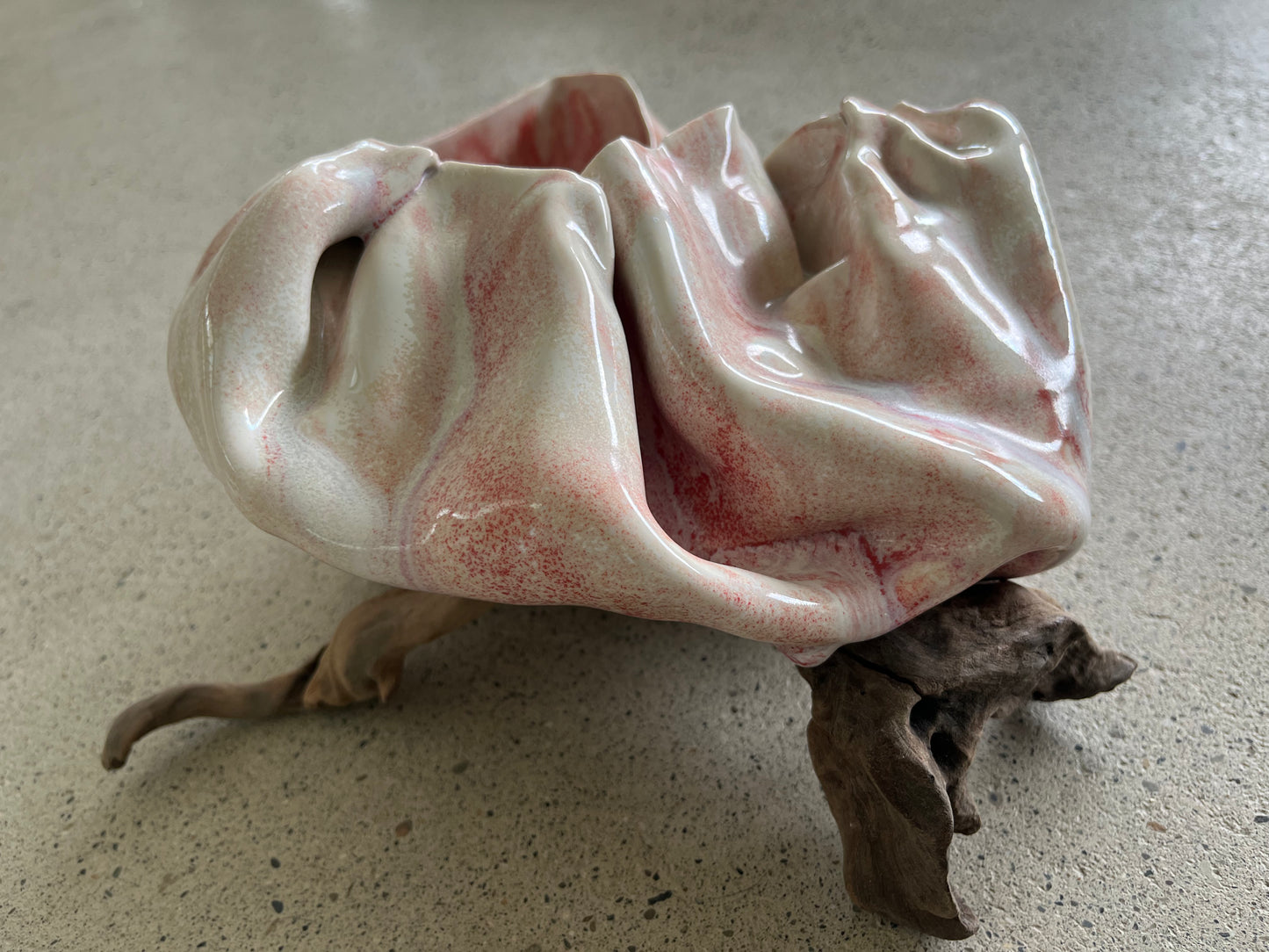Jordane Somville - Sculpture/Vase - Méduses s'Accouplant sur Bois Flotté