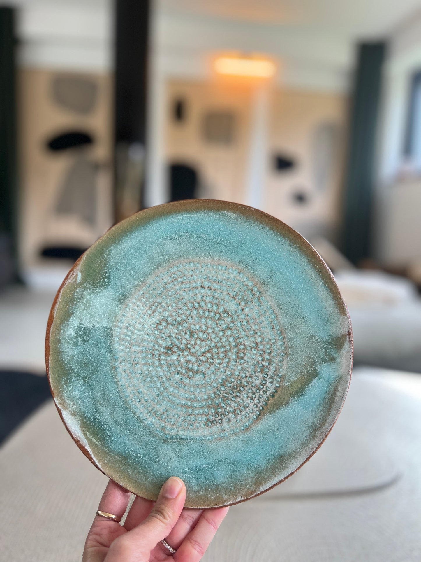 Assiette plate turquoise Marie Fekroun
