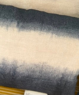 Housse de coussin Gabin Deep Blue Bed and Philosophy - modele d’exposition