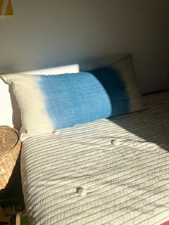 Housse de coussin Marcel Indigo Bed and Philosophy - modèle d’exposition
