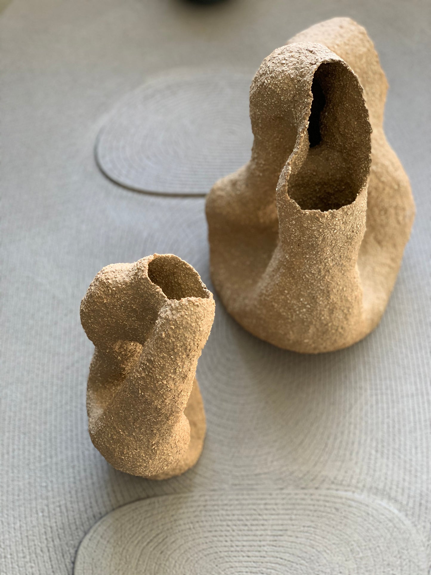 Thaïs Loret - Sculpture/Vase - Grés Mélangé Brut et Chamotté