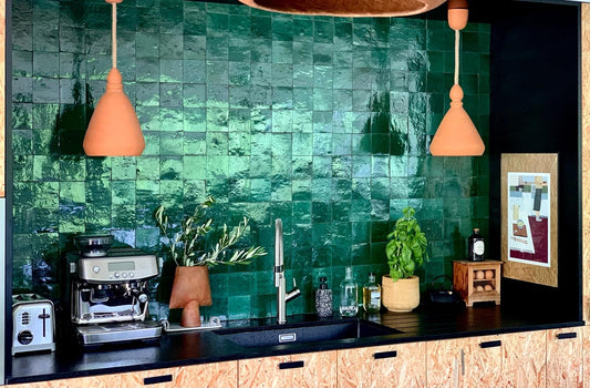 Suspensions en terre cuite