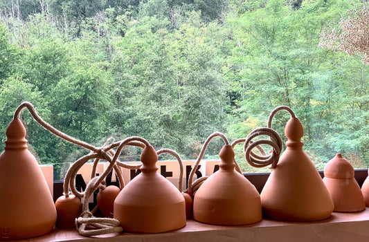 Suspensions en terre cuite